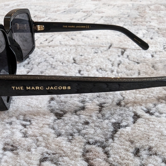 Marc Jacobs sunglasses - Picture 4 of 6